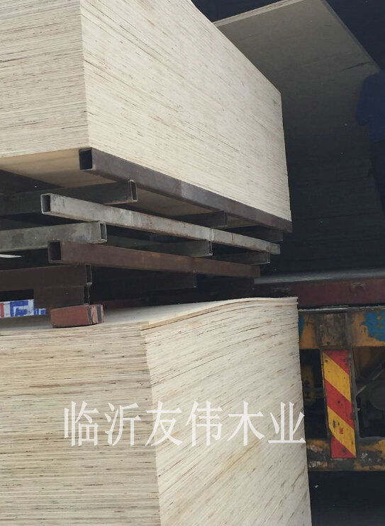 開(kāi)槽膠合板在裝飾和功能性方面的作用